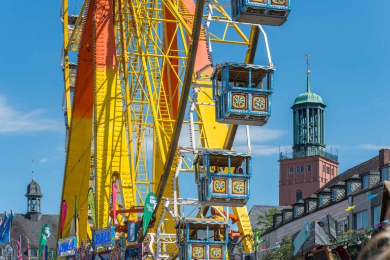 Auf dem Heinerfest Wie Crazy sind unsere Moderatoren? 